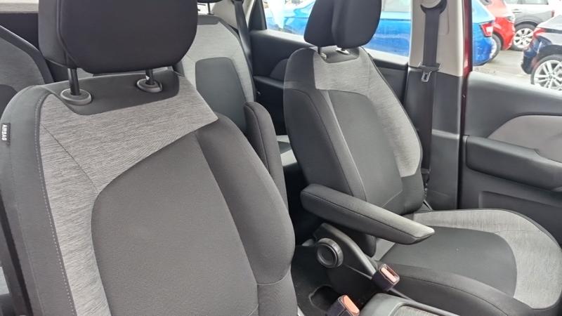 Citroën c4 spacetourer Business bluehdi 130 ss eat8