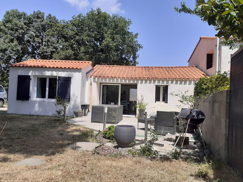 Maison - 102 m² - 4 pièces