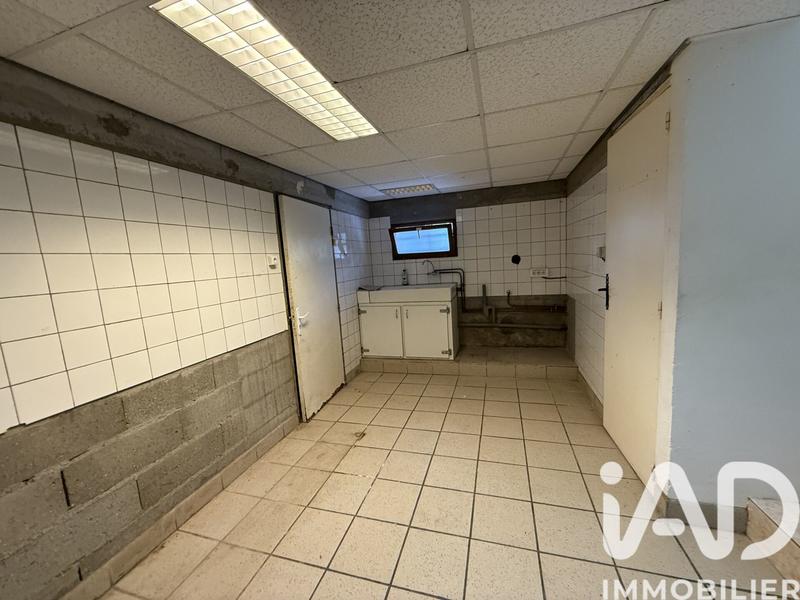 Maison - 198 m² - 8 pièces