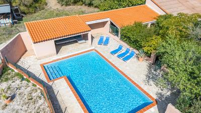 Propriété - 429 m² - 24 pièces