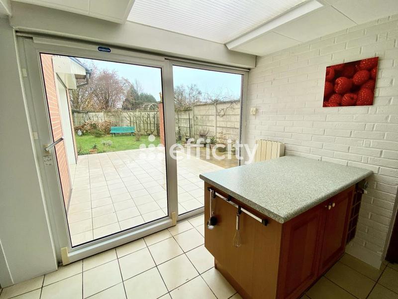 Maison - 210 m² - 11 pièces