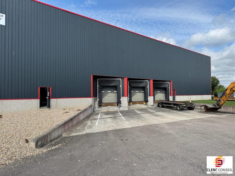 Local d'activités - 2 750 m²