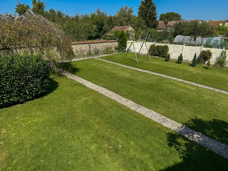 Maison - 265 m² - 10 pièces