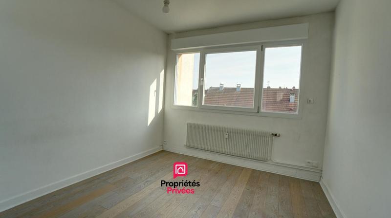 Appartement - 93 m² - 4 pièces