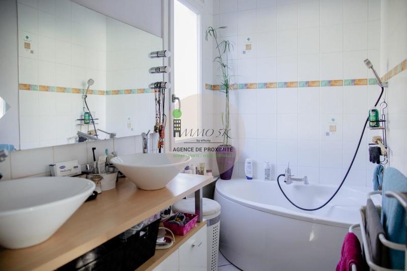 Appartement - 105 m² - 5 pièces