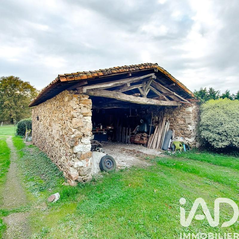 Maison - 236 m² - 10 pièces