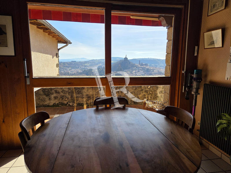 Maison - 158 m² - 5 pièces