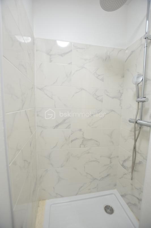 Maison - 210 m² - 8 pièces