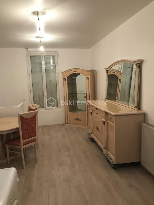 Immeuble - 107 m² - 5 pièces