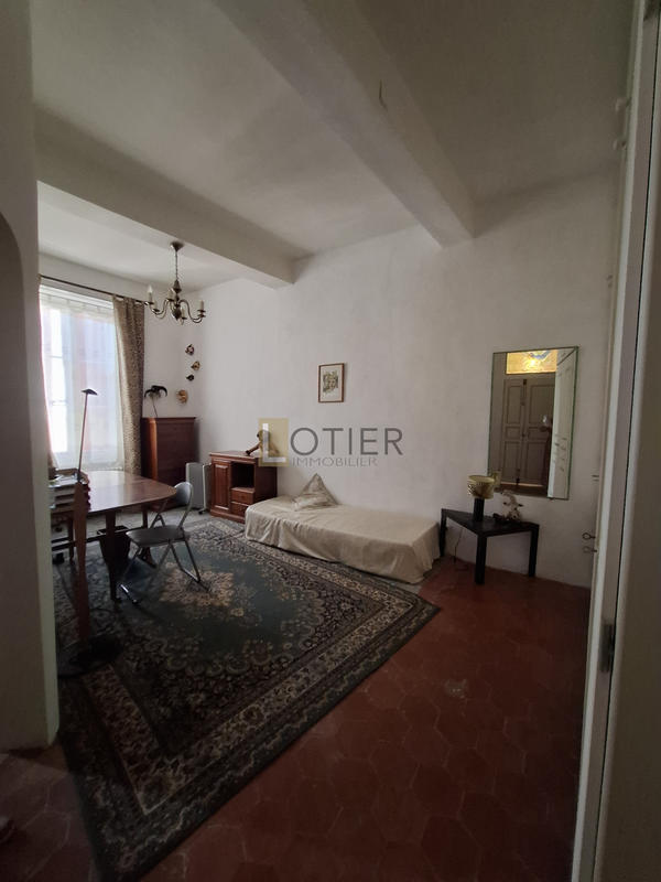 Maison - 300 m² - 10 pièces