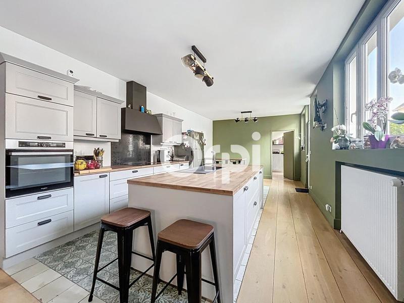 Maison - 280 m² - 7 pièces