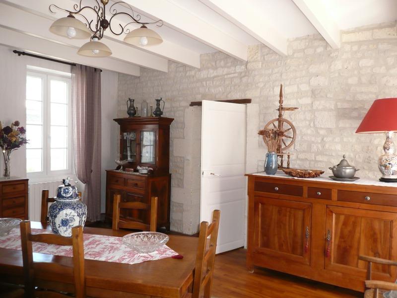 Maison - 350 m² - 9 pièces