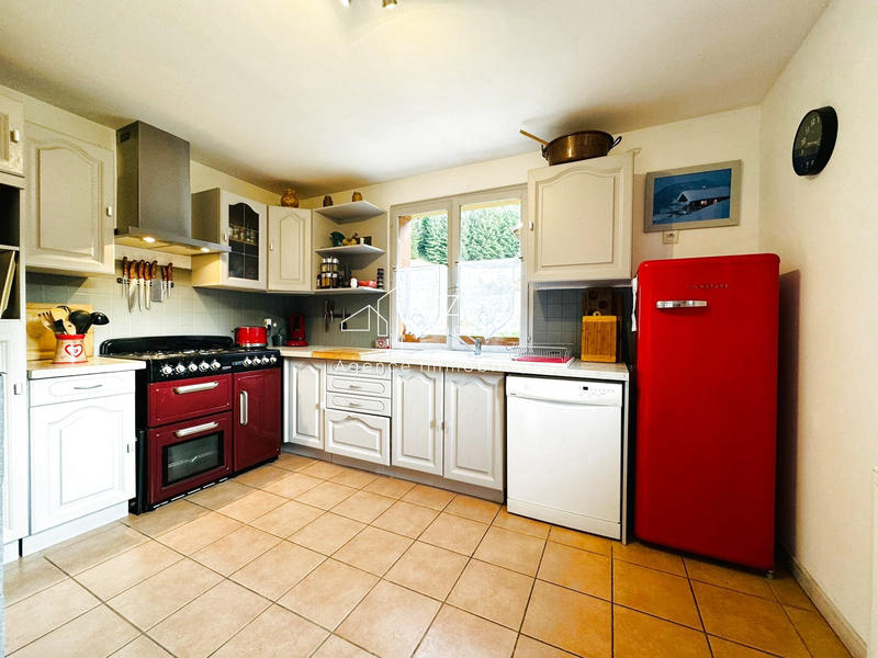 Maison - 163 m² - 5 pièces