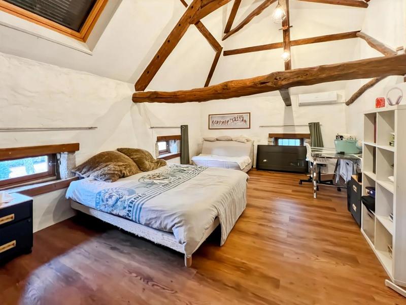 Maison - 198 m² - 6 pièces