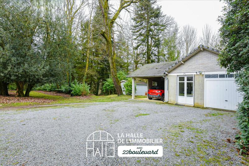 Château - 267 m² - 10 pièces