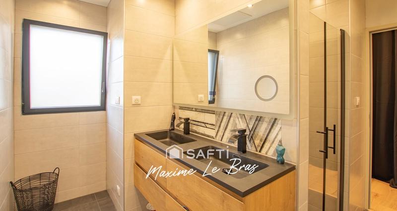 Maison - 163 m² - 6 pièces