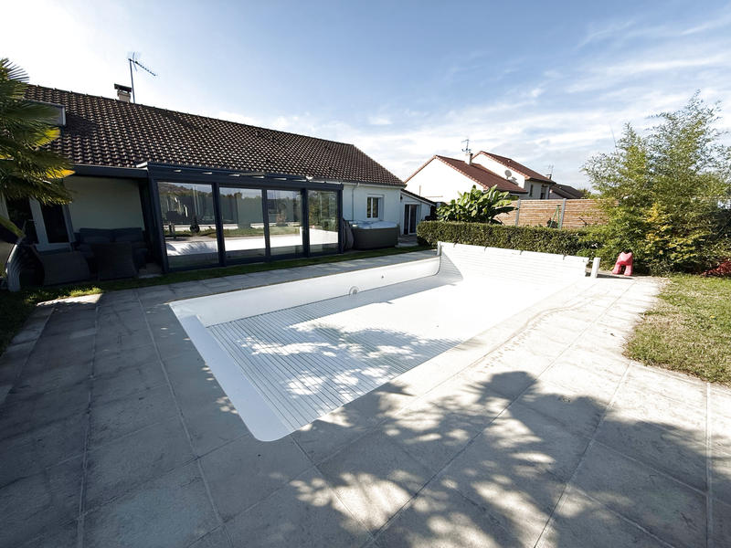 Maison - 177 m² - 6 pièces