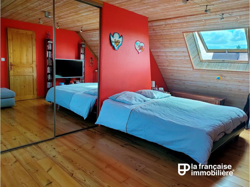 Maison - 190 m² - 8 pièces