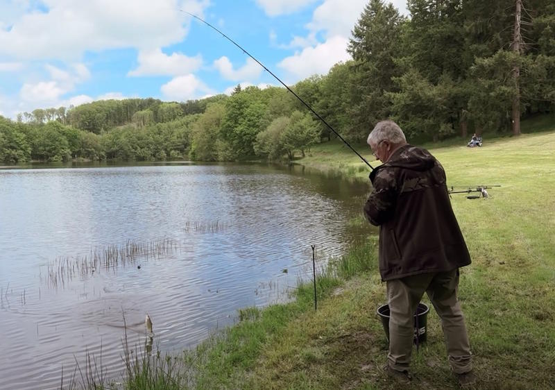 Objectif pêche au lac du Pont à l'Âge