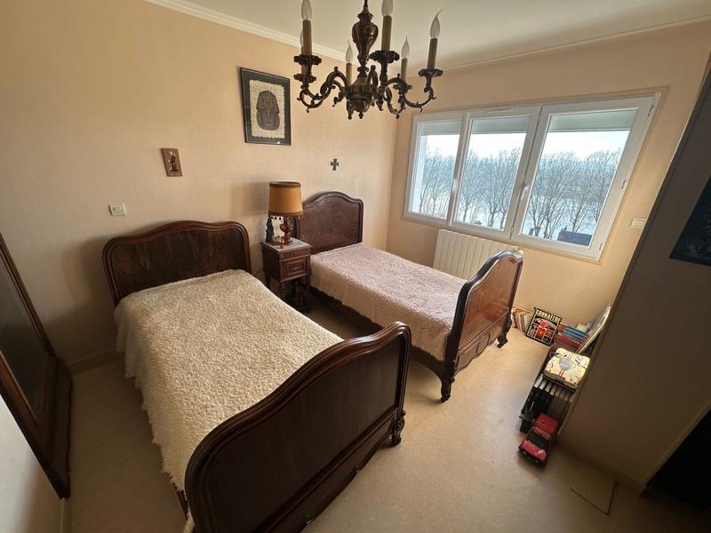 Maison - 211 m² - 7 pièces