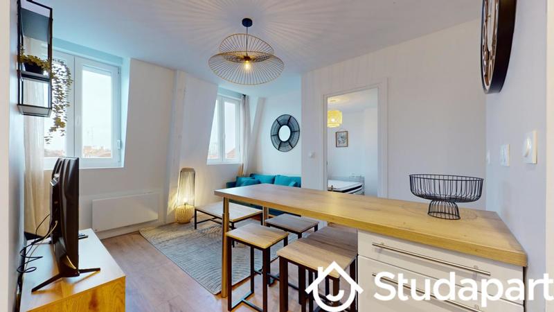 Chambre - 9 m² - 1 pièce