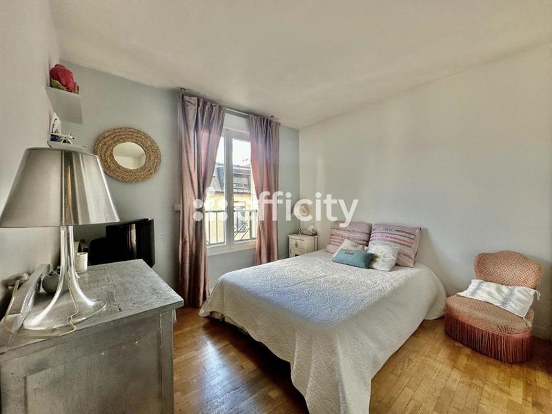 Appartement - 99 m² - 4 pièces