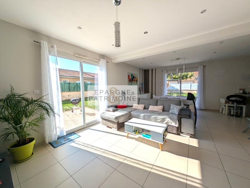 Maison - 111 m² - 5 pièces