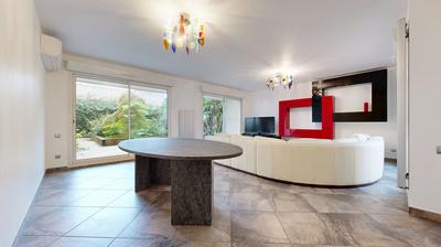 Appartement - 142 m² - 5 pièces