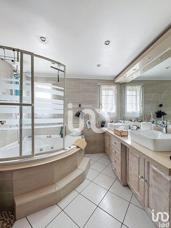 Maison - 112 m² - 6 pièces