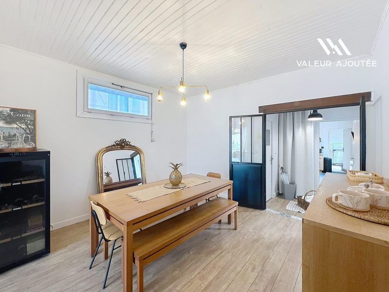 Maison contemporaine - 172 m² - 7 pièces