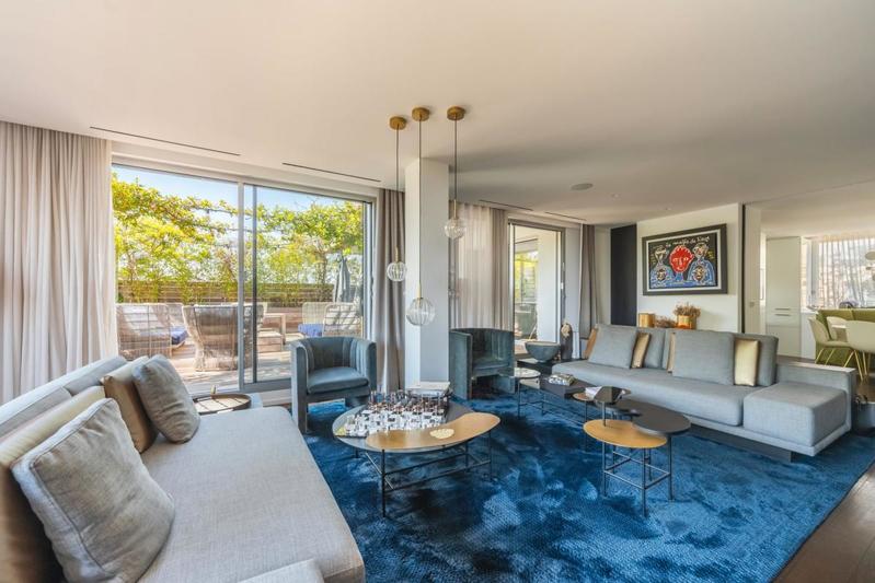 Penthouse - 384 m² - 9 pièces