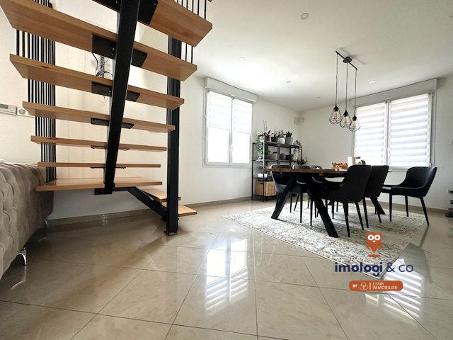 Maison - 170 m² - 6 pièces