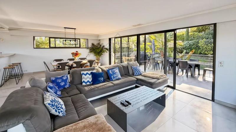 Villa - 170 m² - 6 pièces