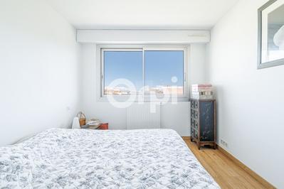 Appartement - 99 m² - 5 pièces