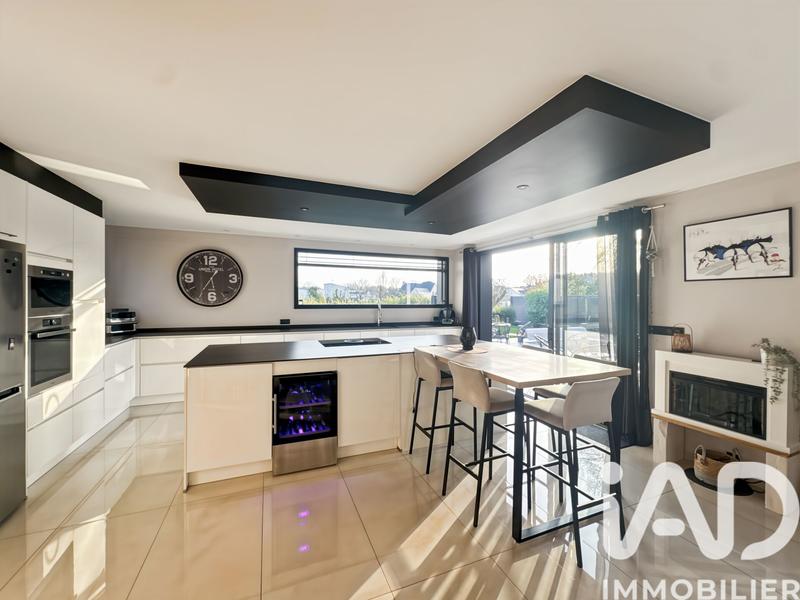 Maison - 150 m² - 5 pièces