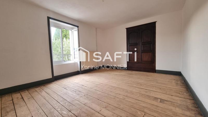 Maison - 250 m² - 9 pièces