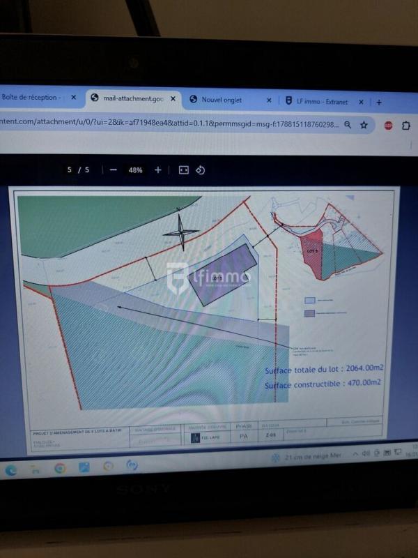 Terrain constructible - 10 247 m²