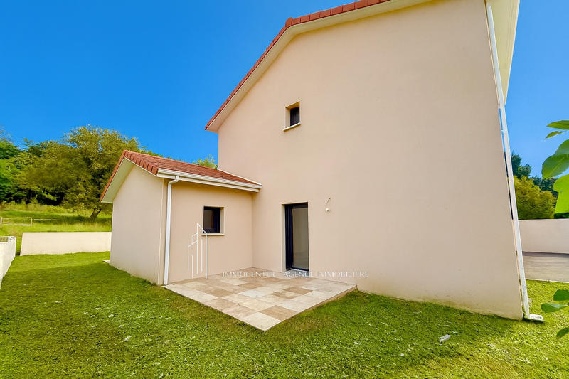 Villa - 110 m² - 5 pièces