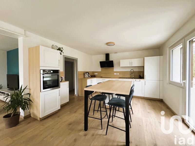 Maison - 180 m² - 7 pièces