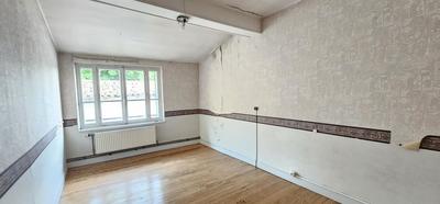 Maison - 280 m² - 6 pièces