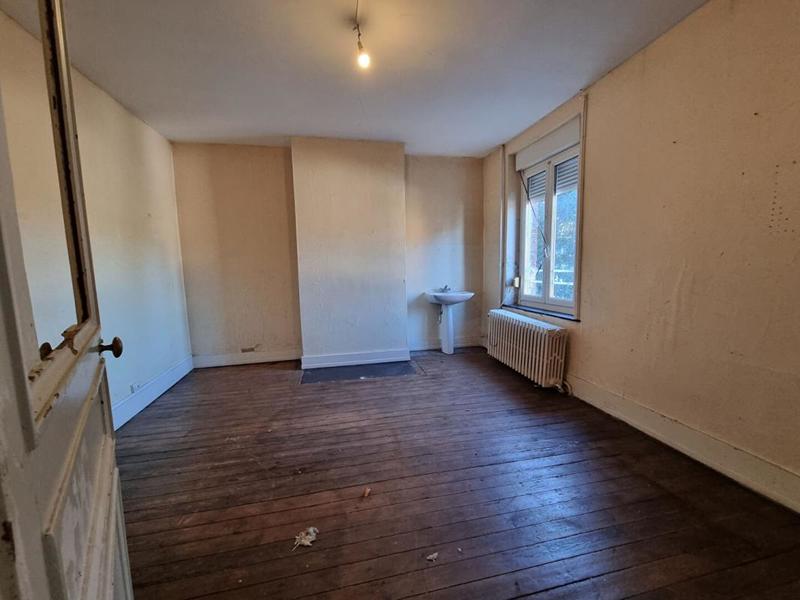 Maison - 187 m² - 8 pièces