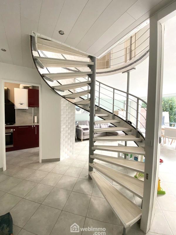 Maison - 100 m² - 5 pièces