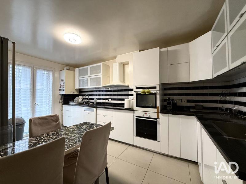 Maison - 135 m² - 6 pièces