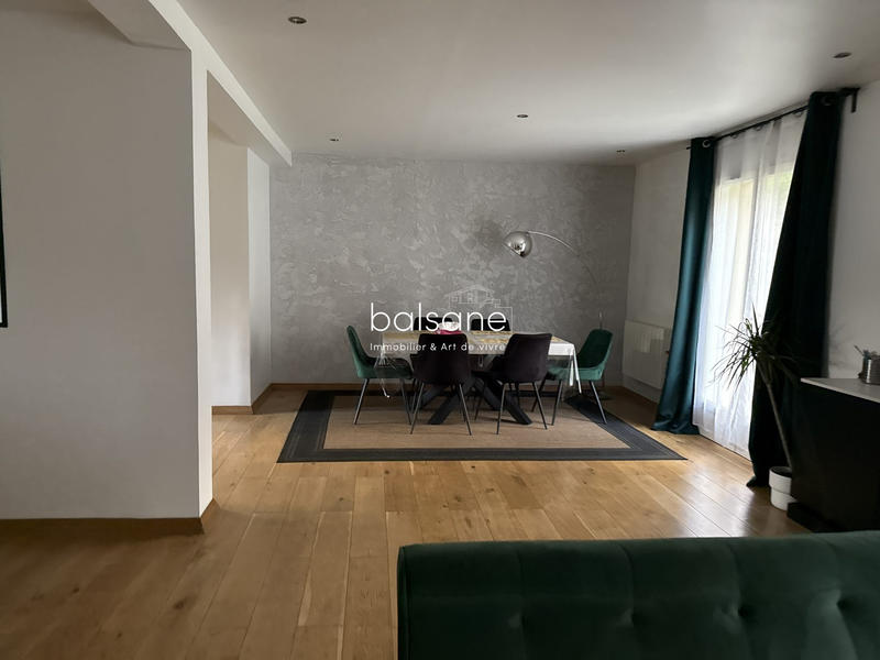 Maison - 103 m² - 5 pièces