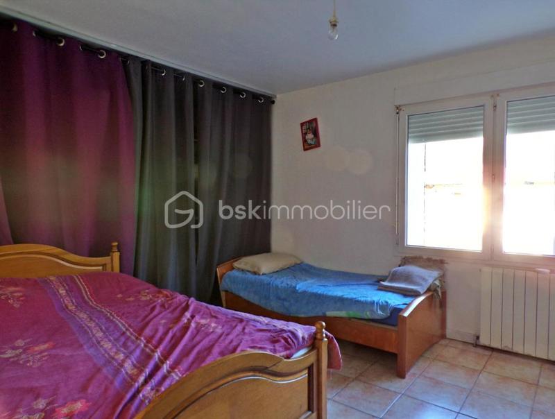 Maison - 284 m² - 10 pièces