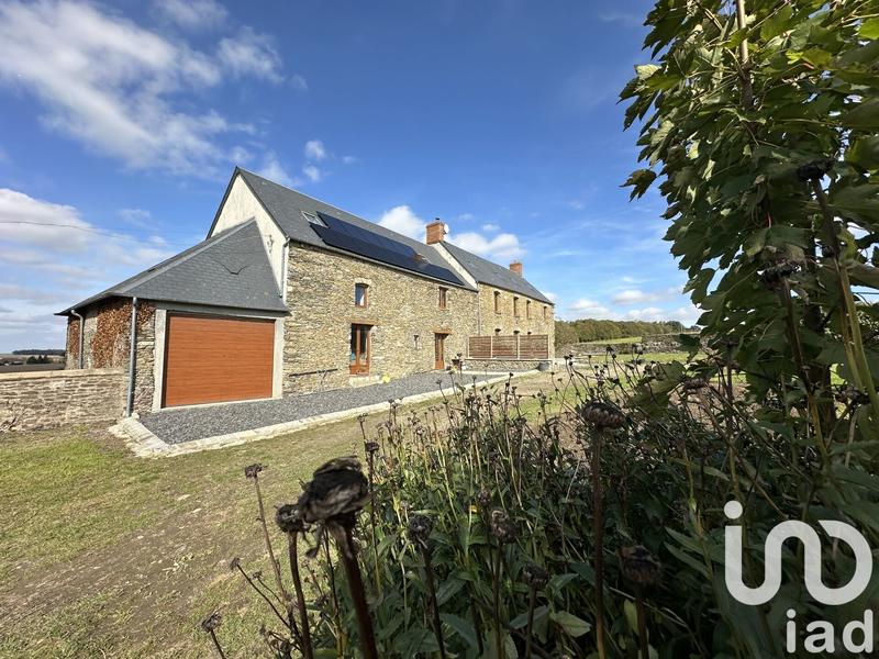 Maison - 240 m² - 10 pièces