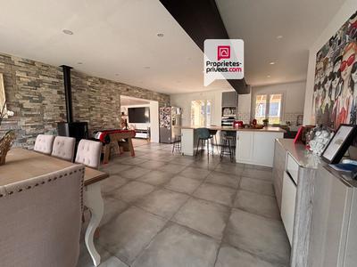 Maison - 150 m² - 6 pièces