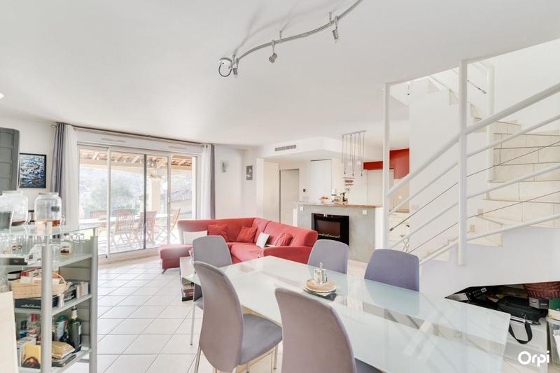 Maison - 91 m² - 2 pièces