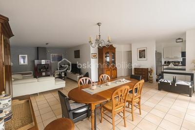 Maison de ville - 111 m² - 5 pièces