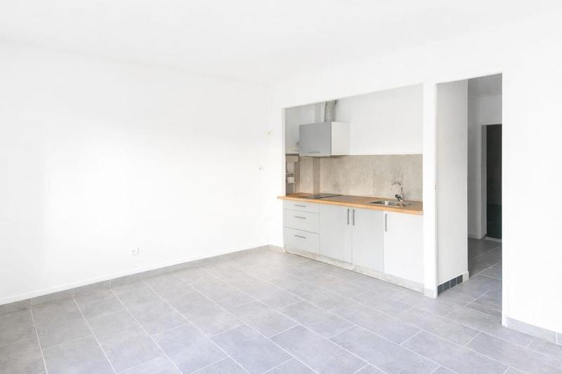 Studio - 19 m² - 2 pièces